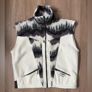 Vintage Fleece Vest - Canadiana